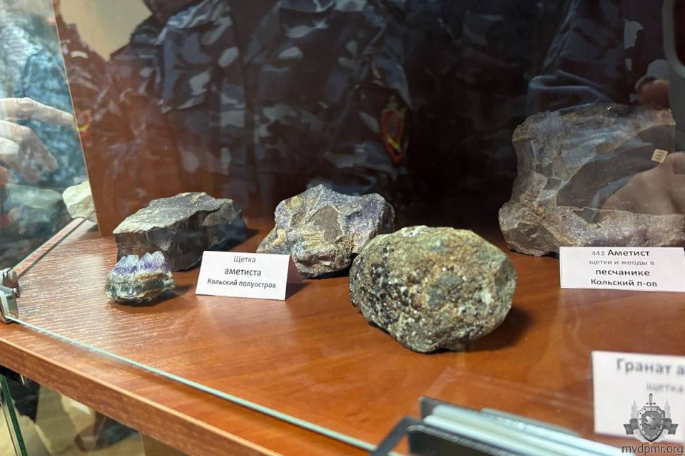 Курсантам – об уникальных экспонатах Приднестровья Курсантам – об уникальных экспонатах Приднестровья