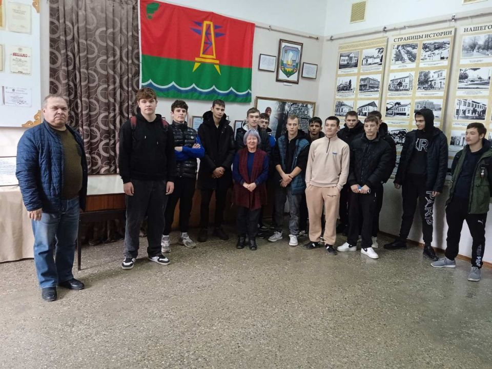 Экскурсии в музеи и исторические места для школьников и студентов продолжаются в нашей республике по поручению Президента ПМР Экскурсии в музеи и исторические места для школьников и студентов продолжаются в нашей республике по поручению Президента ПМР