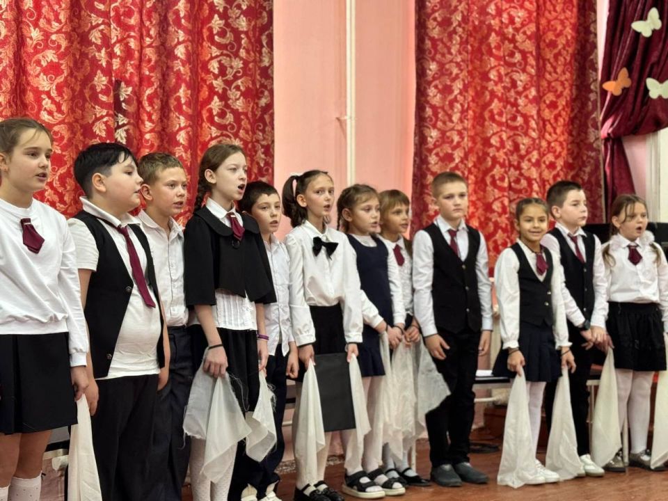 На базе МОУ «Бендерская гимназия №3 им. И.П. Котляревского» прошло городское методическое объединение учителей начальных классов, преподающих курс ОРКСЭ (Основы религиозной культуры и светской этики) На базе МОУ «Бендерская гимназия №3 им. И.П. Котляревского» прошло городское методическое объединение учителей начальных классов, преподающих курс ОРКСЭ (Основы религиозной культуры и светской этики)