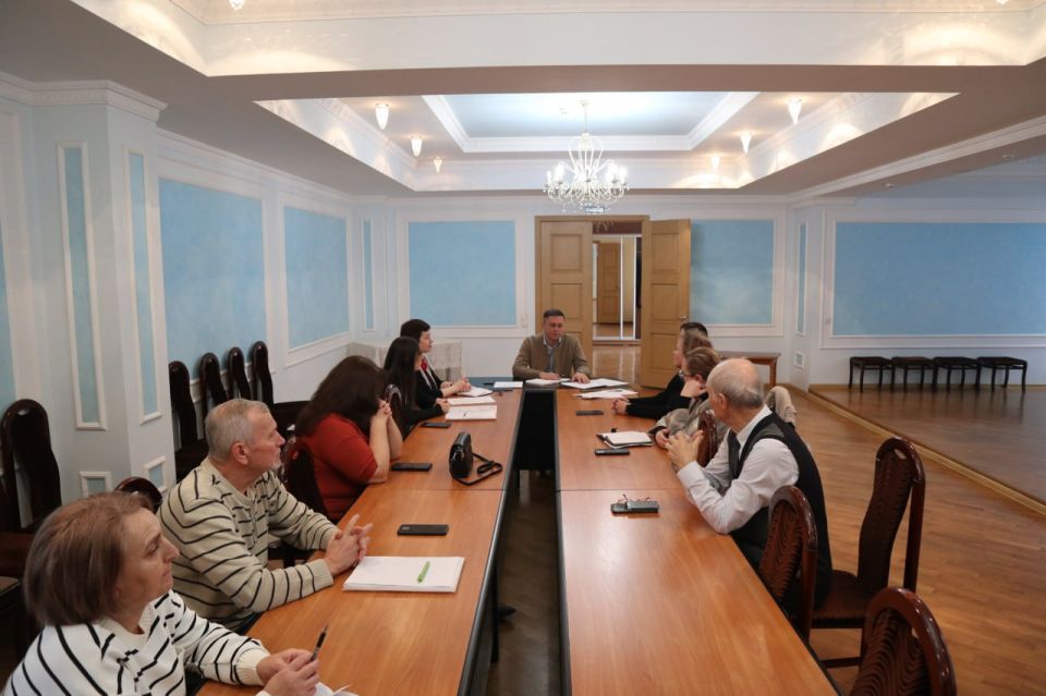  ÊÎÍÔÅÐÅÍÖ-ÇÀËÅ ÃÓ «ÃÊÖ «ÄÂÎÐÅÖ ÐÅÑÏÓÁËÈÊÈ» ÑÎÑÒÎßËÎÑÜ Î×ÅÐÅÄÍÎÅ ÇÀÑÅÄÀÍÈÅ ÎÁÙÅÑÒÂÅÍÍÎÃÎ ÑÎÂÅÒÀ ÏÐÈ ÃÎÑÓÄÀÐÑÒÂÅÍÍÎÉ ÑËÓÆÁÅ ÏÎ ÊÓËÜÒÓÐÅ È ÈÑÒÎÐÈ×ÅÑÊÎÌÓ ÍÀÑËÅÄÈÞ ÏÐÈÄÍÅÑÒÐÎÂÑÊÎÉ ÌÎËÄÀÂÑÊÎÉ ÐÅÑÏÓÁËÈÊÈ