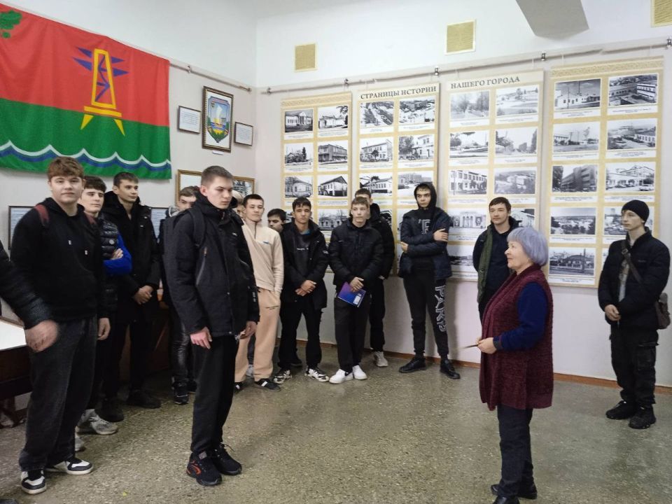 Экскурсии в музеи и исторические места для школьников и студентов продолжаются в нашей республике по поручению Президента ПМР Экскурсии в музеи и исторические места для школьников и студентов продолжаются в нашей республике по поручению Президента ПМР