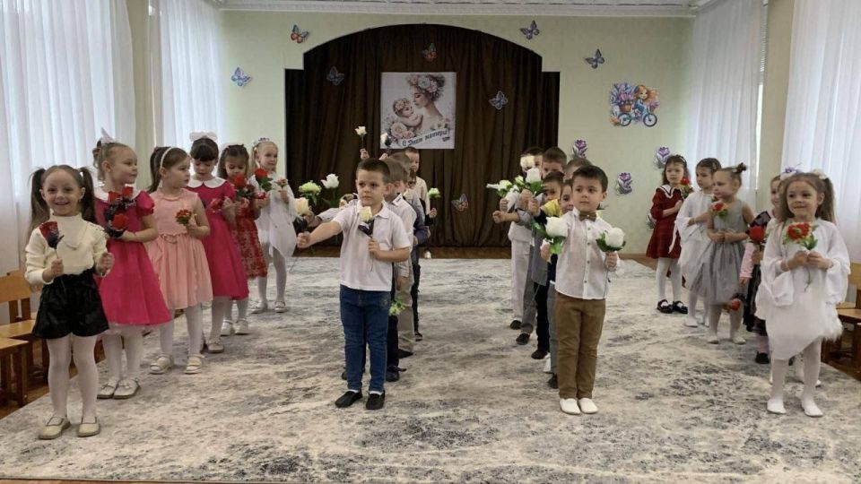 В столичном детском саду №33 прошёл тёплый и душевный праздник, посвящённый Дню матери В столичном детском саду №33 прошёл тёплый и душевный праздник, посвящённый Дню матери