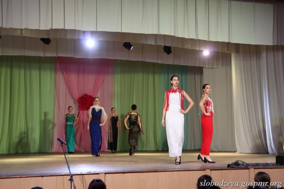 ����� ������������. ������� � �������� ���� �������� ������ ����������� �������, ����������� ��� ������ � ������ � ������������� ���������, ������� � ������������� �������� � ��������� ����������� �����