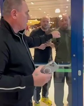 Джефф Монсон не смог попасть в Молдову