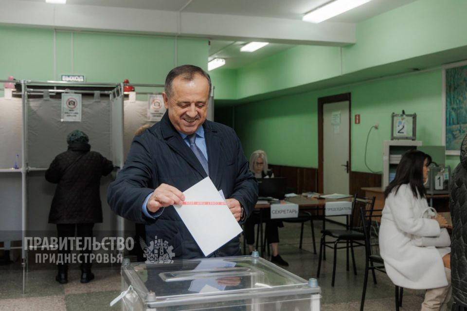 Александр Розенберг проголосовал на выборах