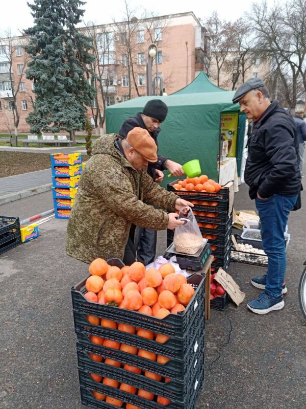 А у ДК Ткаченко играет громкая музыка