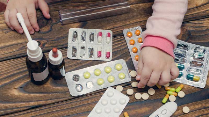 В одном из сёл Дубоссарского района двухлетний ребёнок проглотил четыре гормональные таблетки, которые бабушка оставила на виду