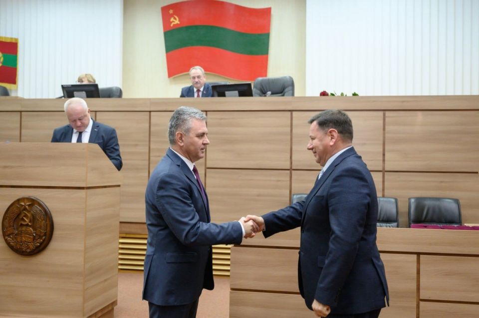 Сегодня депутаты VII созыва собрались на заключительное пленарное заседание Сегодня депутаты VII созыва собрались на заключительное пленарное заседание