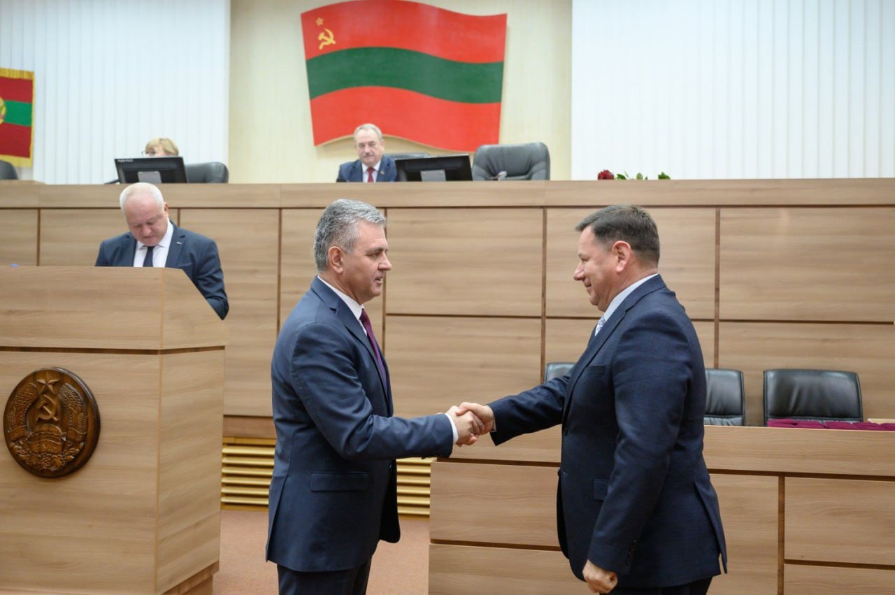 Сегодня депутаты VII созыва собрались на заключительное пленарное заседание Сегодня депутаты VII созыва собрались на заключительное пленарное заседание