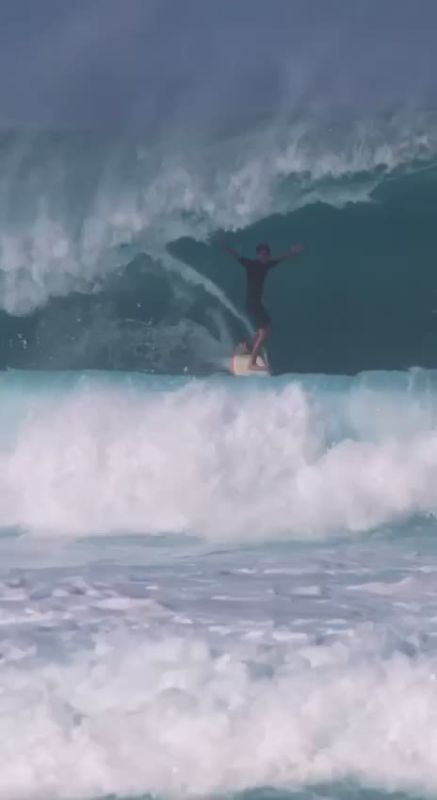 Вторник… продолжаем ловко балансировать на волнах рабочих будней