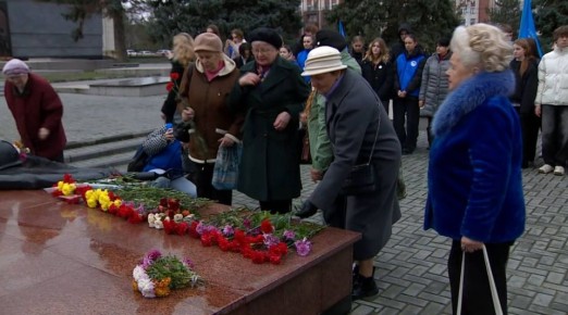 К могиле Неизвестного солдата в Тирасполе возложили цветы