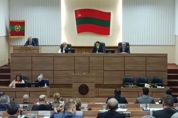 Артём Туров: В Тирасполе прошло первое заседание первой сессии Верховного Совета Приднестровской Молдавской Республики VIII созыва