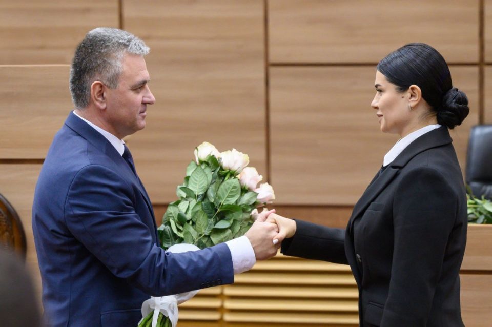 Напутствуя депутатский корпус, Вадим Красносельский назвал сегодняшний день важным Напутствуя депутатский корпус, Вадим Красносельский назвал сегодняшний день важным