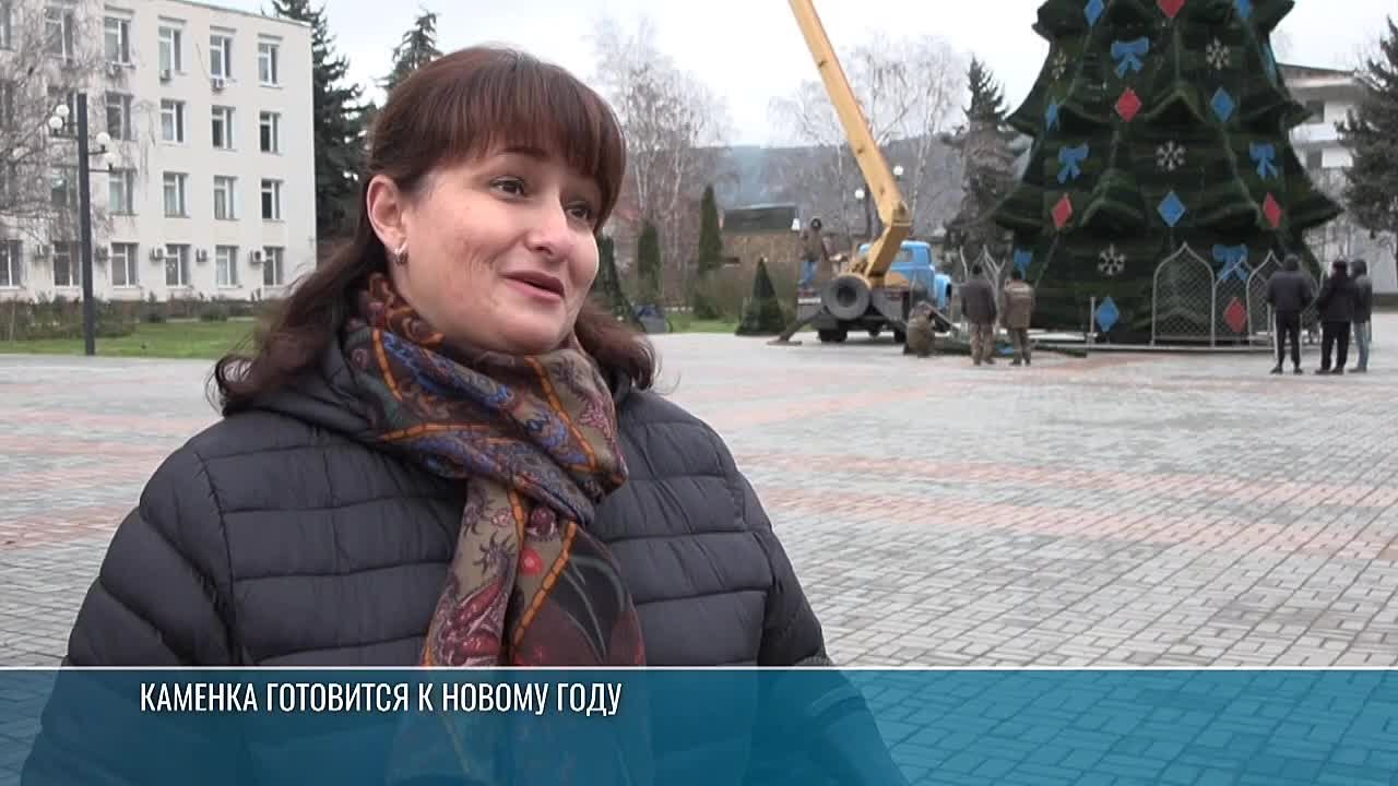 До Нового года — всего 28 дней, и Каменка понемногу наполняется праздничным настроением