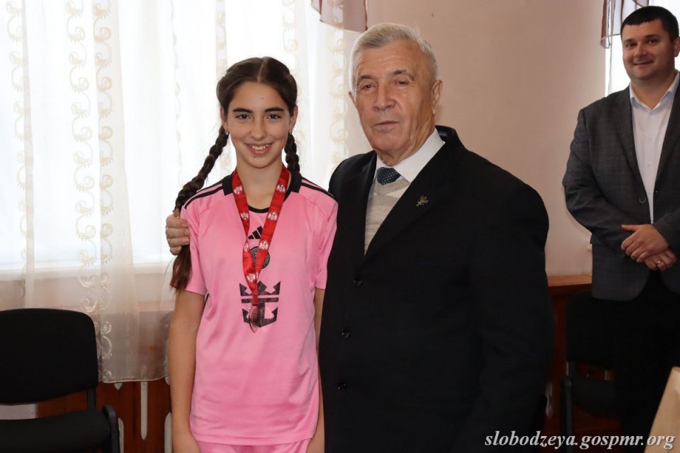 � ������� ������ ���������� ���������� ������� ���������� ������� �� ������� ����� ������� WU-12