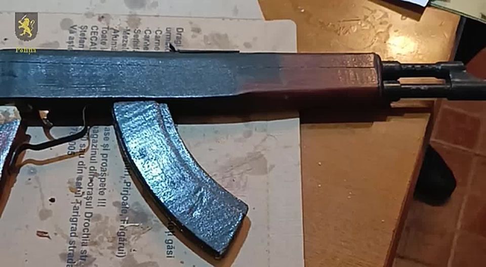 35 человек в возрасте от 21 до 54 лет в том числе из Кишинева подозреваются в подготовке массовых беспорядков и дестабилизации обстановки на территории РМ