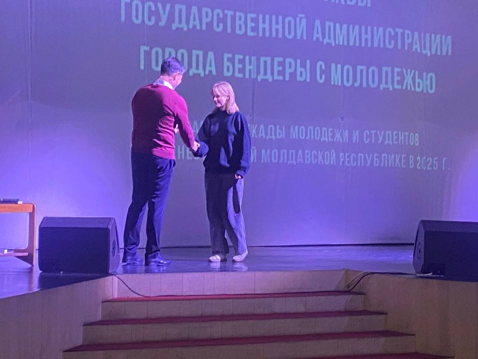 � ������� ������� ������ �������� ����� ������ ����� � ���������� �������� � �������� ��������� �������