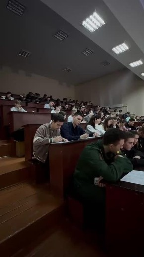 Студенты, суворовцы, юнармейцы и общественники написали тест по истории Второй Мировой войны