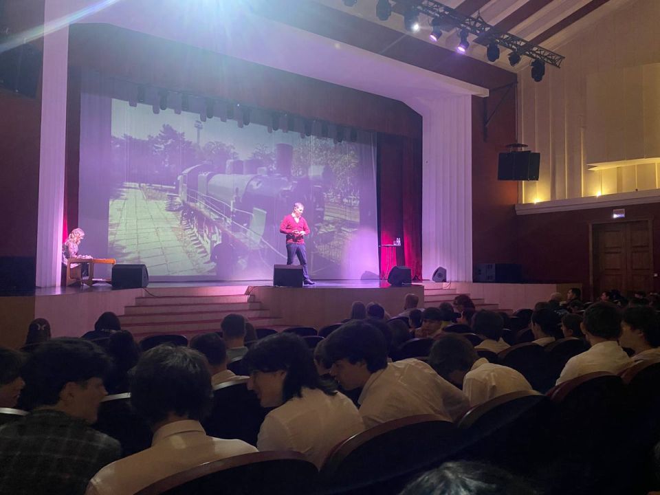 Парки и скверы. Ребята интересовались вопросом реконструкции парка «Дружбы народов», улучшением инфраструктуры в микрорайоне Липканы