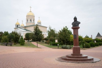 6 декабря — День памяти святого благоверного князя Александра Невского, одного из самых почитаемых полководцев Руси
