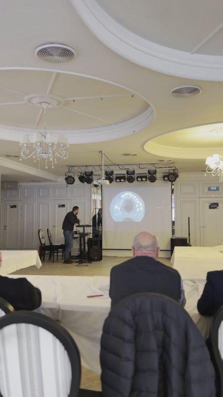 Круглый стол стоматологов. 6 декабря в Тирасполе прошёл дискуссионный стол хирургов-стоматологов