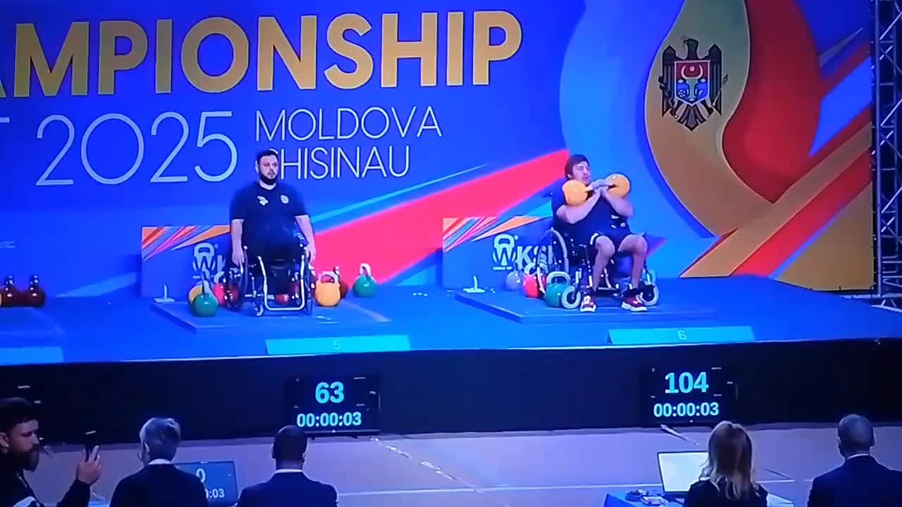 Дубоссарский паралимпиец Денис Раюл второй год подряд стал победителем чемпионата Европы по гиревому спорту