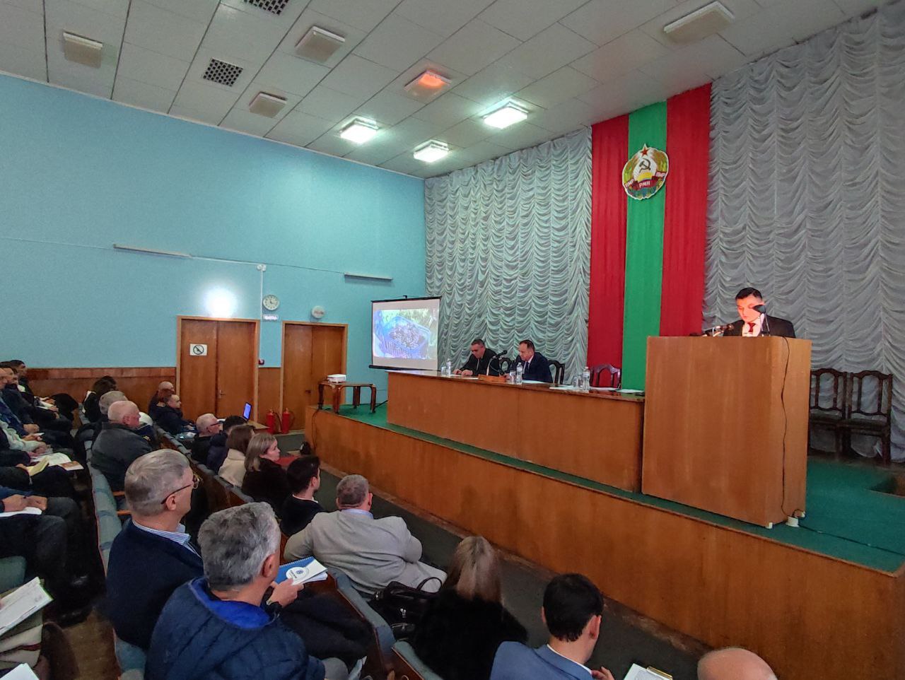 Глава Минсельхозприроды ПМР Игорь Паламарчук, открывая форум, представил аналитическую информацию о результатах сельхозгода