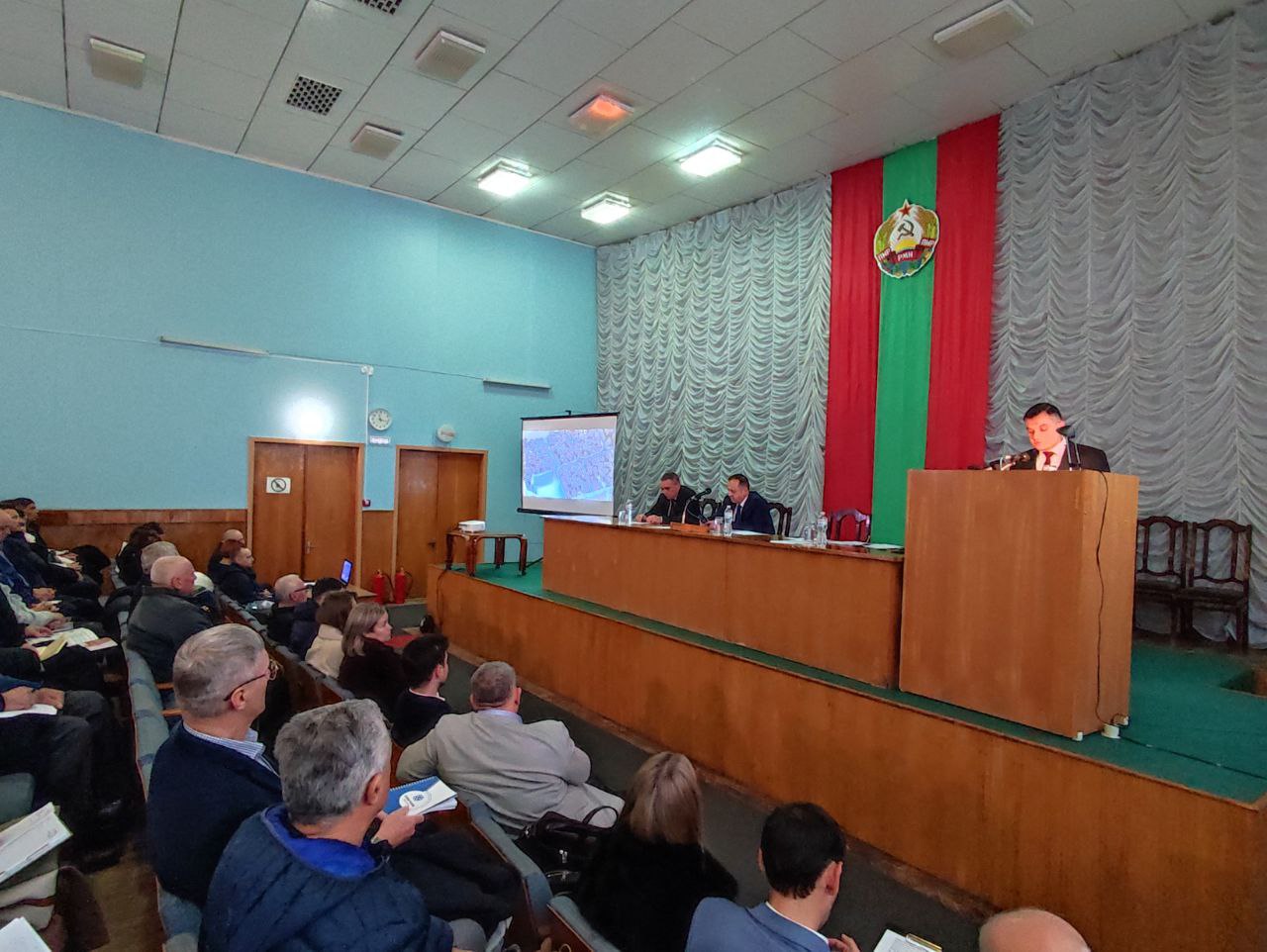 Фермерский форум. В Григориополе открылся Фермерский форум. Он организован в рамках реализации плана мероприятий, посвященных Году приднестровского народа Фермерский форум. В Григориополе открылся Фермерский форум. Он организован в рамках реализации плана мероприятий, посвященных Году приднестровского народа