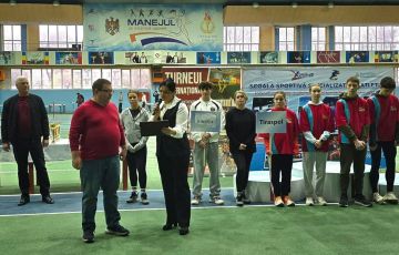 Приднестровские легкоатлеты переместились в манеж