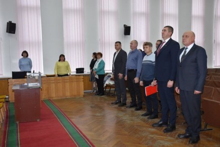Накануне в Каменке состоялась первая (организационная) сессия Совета народных депутатов Каменского района и г. Каменка 27-го созыва