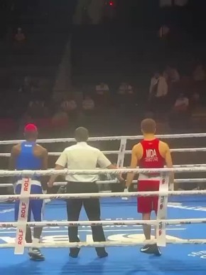 Тираспольчанин Василий Чеботарь уверенно одержал победу в поединке с представителем Южной Африки - Блессингом Нзианом