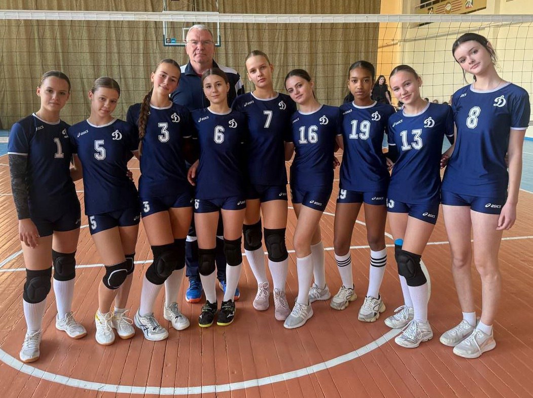 Впервые 2 женские волейбольные команды из ПМР играют в Молодёжной Лиге РМ Впервые 2 женские волейбольные команды из ПМР играют в Молодёжной Лиге РМ