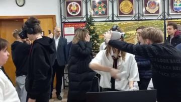 В Рыбнице школьники и студенты колледжей и техникумов погружаются в мир IT: нейросети, виртуальная реальность, мастер-классы и встречи со спикерами