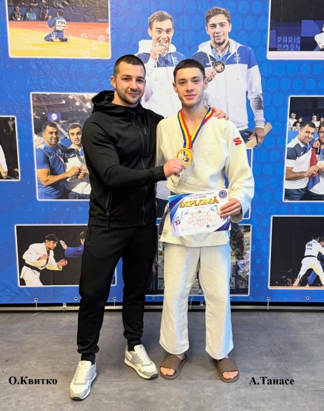 ������� ��������������� ��������� ������� ������� � ���������� �������� ����� ��������