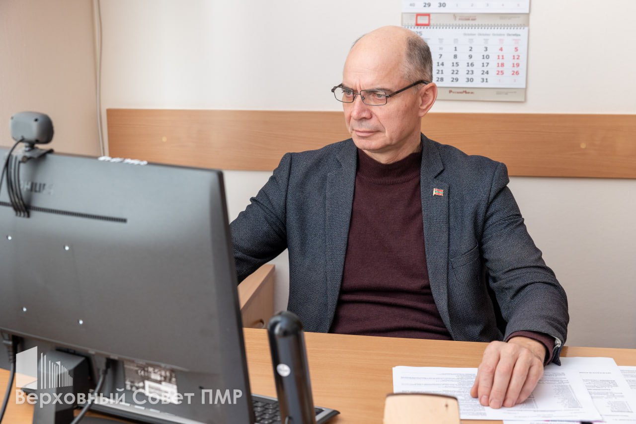 Указ Президента ПМР о введении режима ЧП в экономике рассмотрен на заседании профильного Комитета Указ Президента ПМР о введении режима ЧП в экономике рассмотрен на заседании профильного Комитета