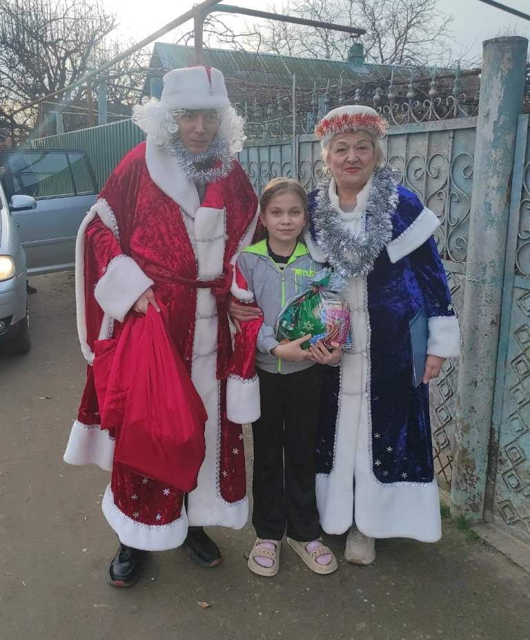 В Тирасполе более 90 детей получают подарки от Президента В Тирасполе более 90 детей получают подарки от Президента