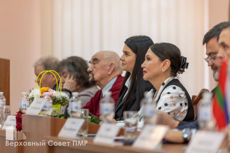 ���������� ������������� � ���������-������������ ���� ��� � 35 ���