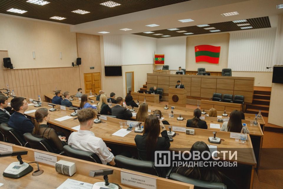 5 ��� ������, ����� 290 ������������� �������� � 16 ���������, 5 �� ������� ����� � ������ ����������� ������� � ���������� ��������� ��� ��������� ������ ��� ������ ����� ����� ������������