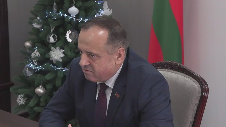 На совещании у Премьера говорили о текущей ситуации с безналичной оплатой в транспорте: