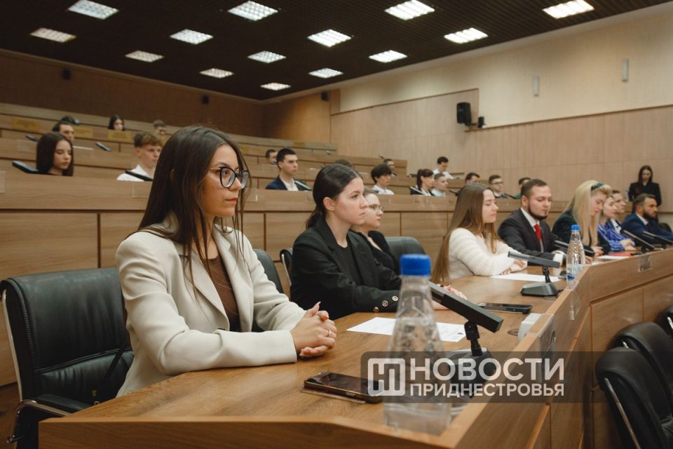 5 ��� ������, ����� 290 ������������� �������� � 16 ���������, 5 �� ������� ����� � ������ ����������� ������� � ���������� ��������� ��� ��������� ������ ��� ������ ����� ����� ������������