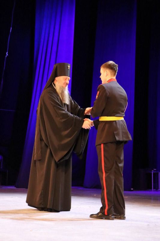 �� ������ ���������� ������ ���������������� ����������� ���������� ����� � 80-����� ������ � ������� ������������� �����