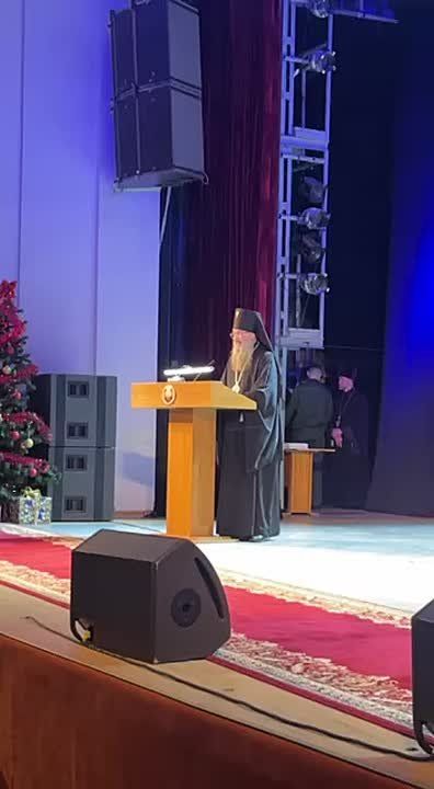 �� ������ ���������� ���������� ���������������� ����������� ���������� �����, ������������ � 80-����� ������ � ������� ������������� �����