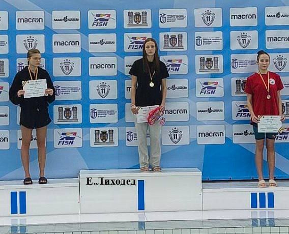 ������� ������. � ������ U15 ������������� ��������� ��� ������ � ��� �������� ����