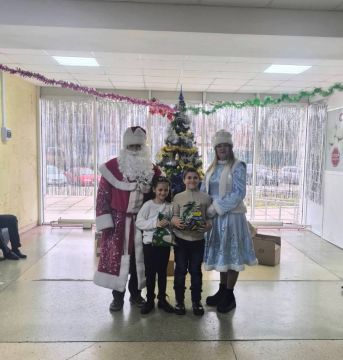 В центральной поликлинике Бендер провели утренник для детей с онкологией и диабетом – всего 26 ребят