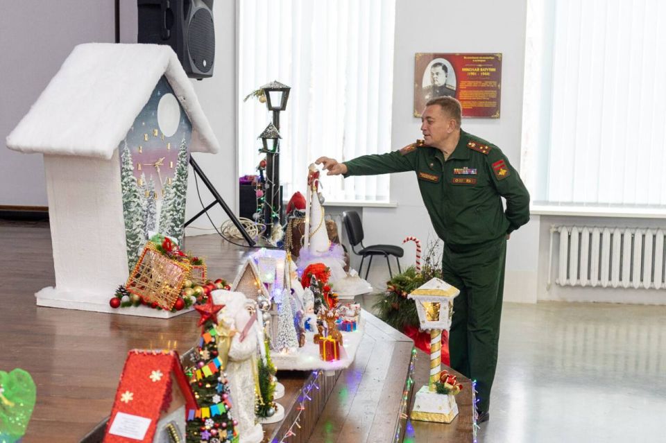 ПОДАРКИ К НОВОМУ ГОДУ – СВОИМИ РУКАМИ ПОДАРКИ К НОВОМУ ГОДУ – СВОИМИ РУКАМИ