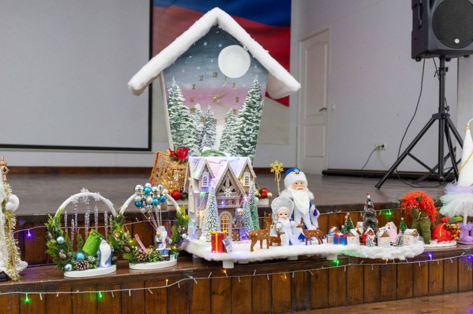 ПОДАРКИ К НОВОМУ ГОДУ – СВОИМИ РУКАМИ ПОДАРКИ К НОВОМУ ГОДУ – СВОИМИ РУКАМИ