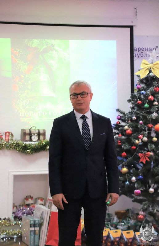 Новогодний праздник в РУВК Новогодний праздник в РУВК