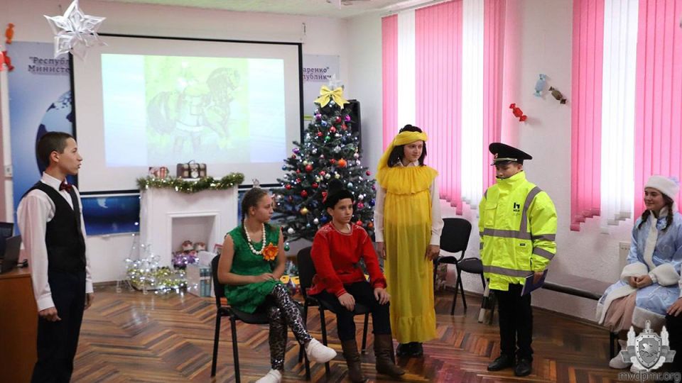 Новогодний праздник в РУВК Новогодний праздник в РУВК
