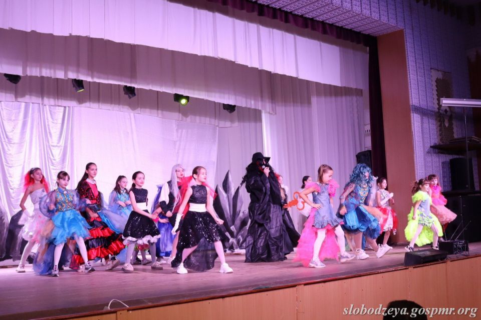 ������������� ���� ��� ����� � ������������� � ��������� � ������� ������� ����� 200 �������