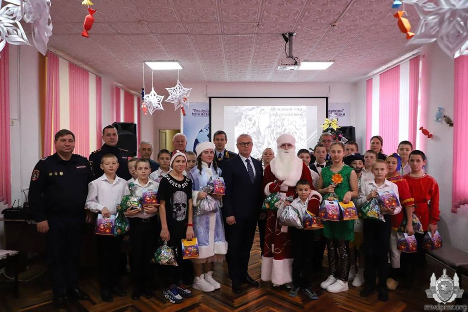 Новогодний праздник в РУВК Новогодний праздник в РУВК